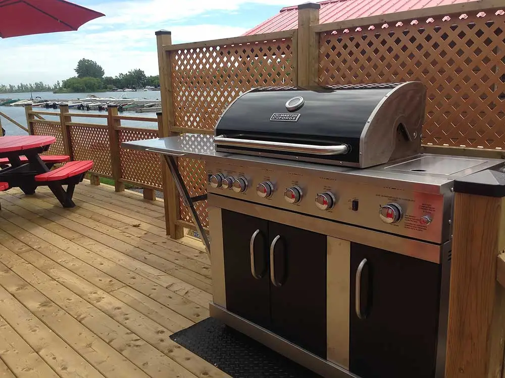 Cottage-BBQ